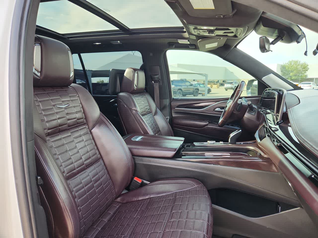 Thumbnail: 2021 Cadillac Escalade - 18