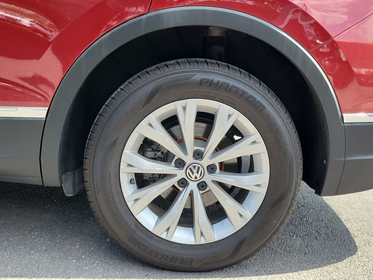 2018 Volkswagen Tiguan SE 8