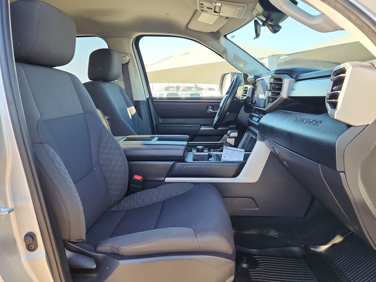 Thumbnail: 2024 Toyota Tundra - 18