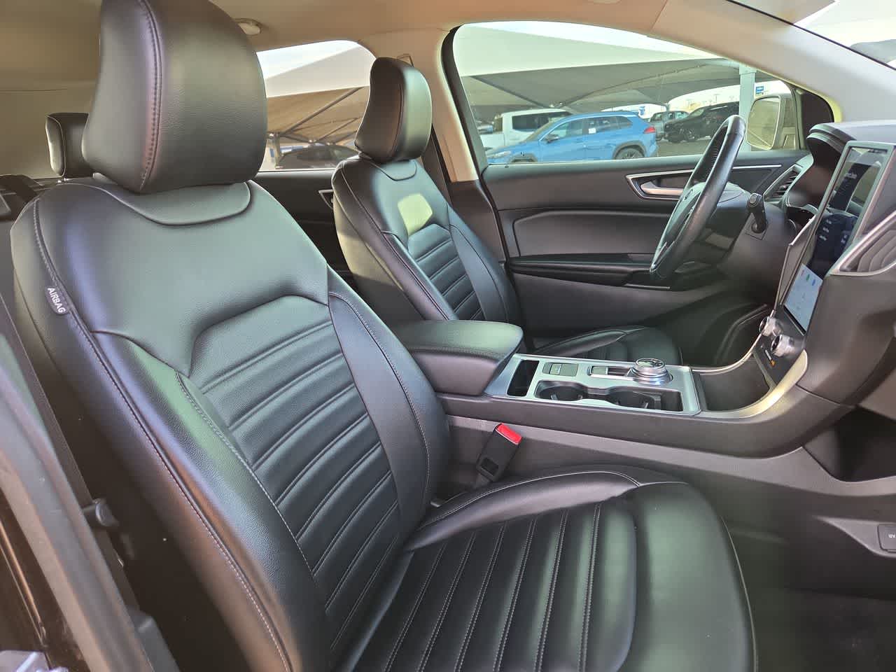 Thumbnail: 2022 Ford Edge - 19