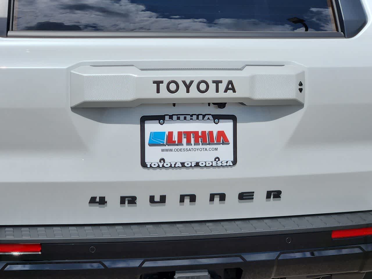Thumbnail: 2025 Toyota 4Runner - 11