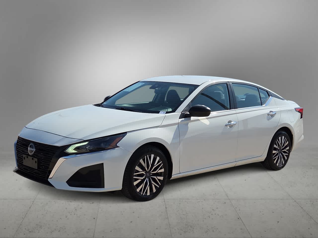 Thumbnail: 2025 Nissan Altima - 4