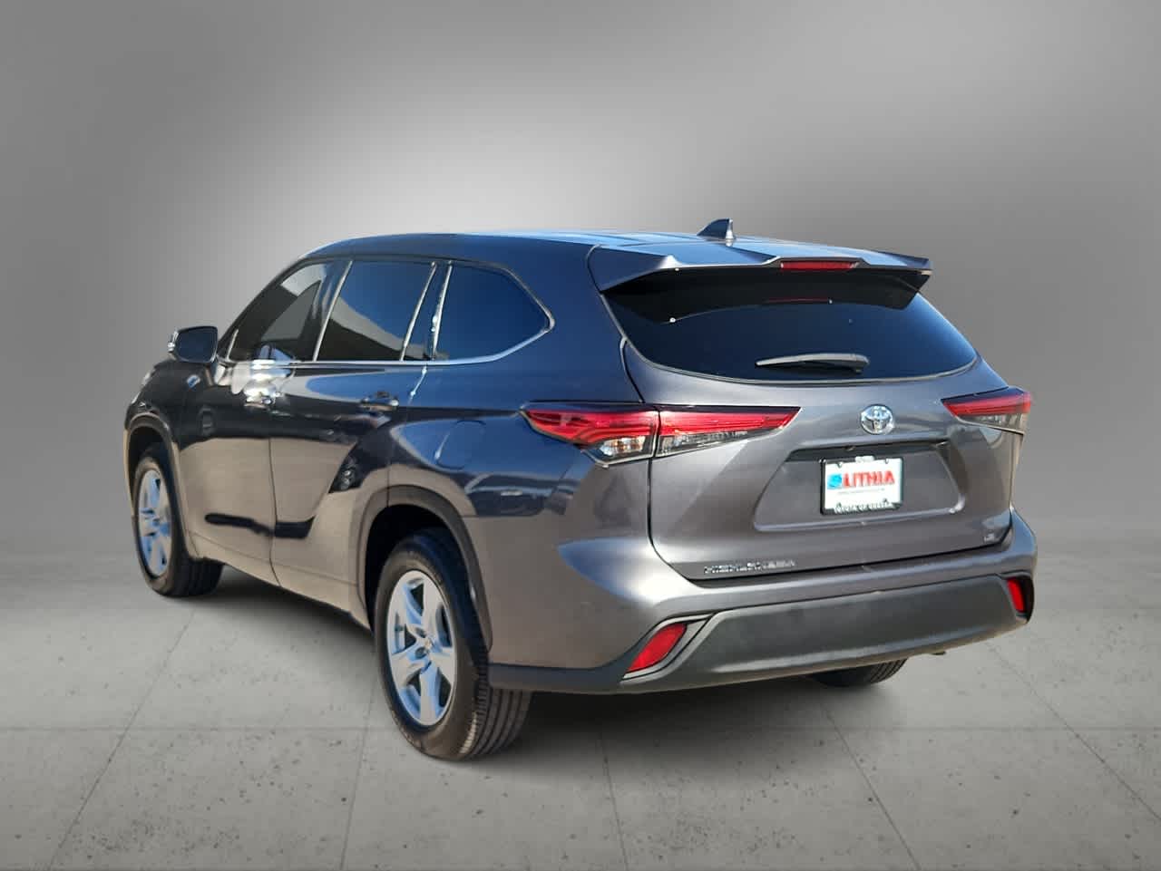 Thumbnail: 2020 Toyota Highlander - 6