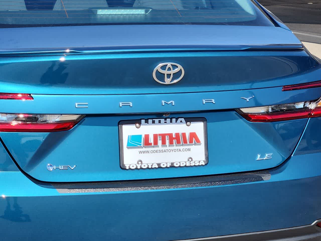 Thumbnail: 2025 Toyota Camry - 11