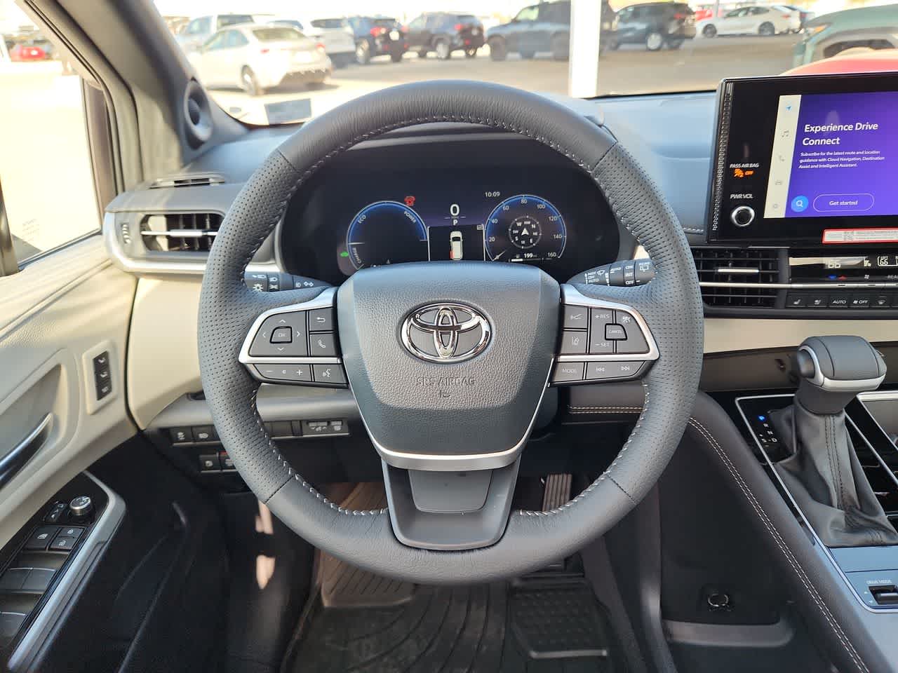 Thumbnail: 2025 Toyota Sienna - 19