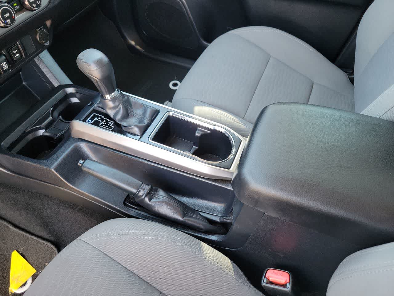 Thumbnail: 2019 Toyota Tacoma - 16