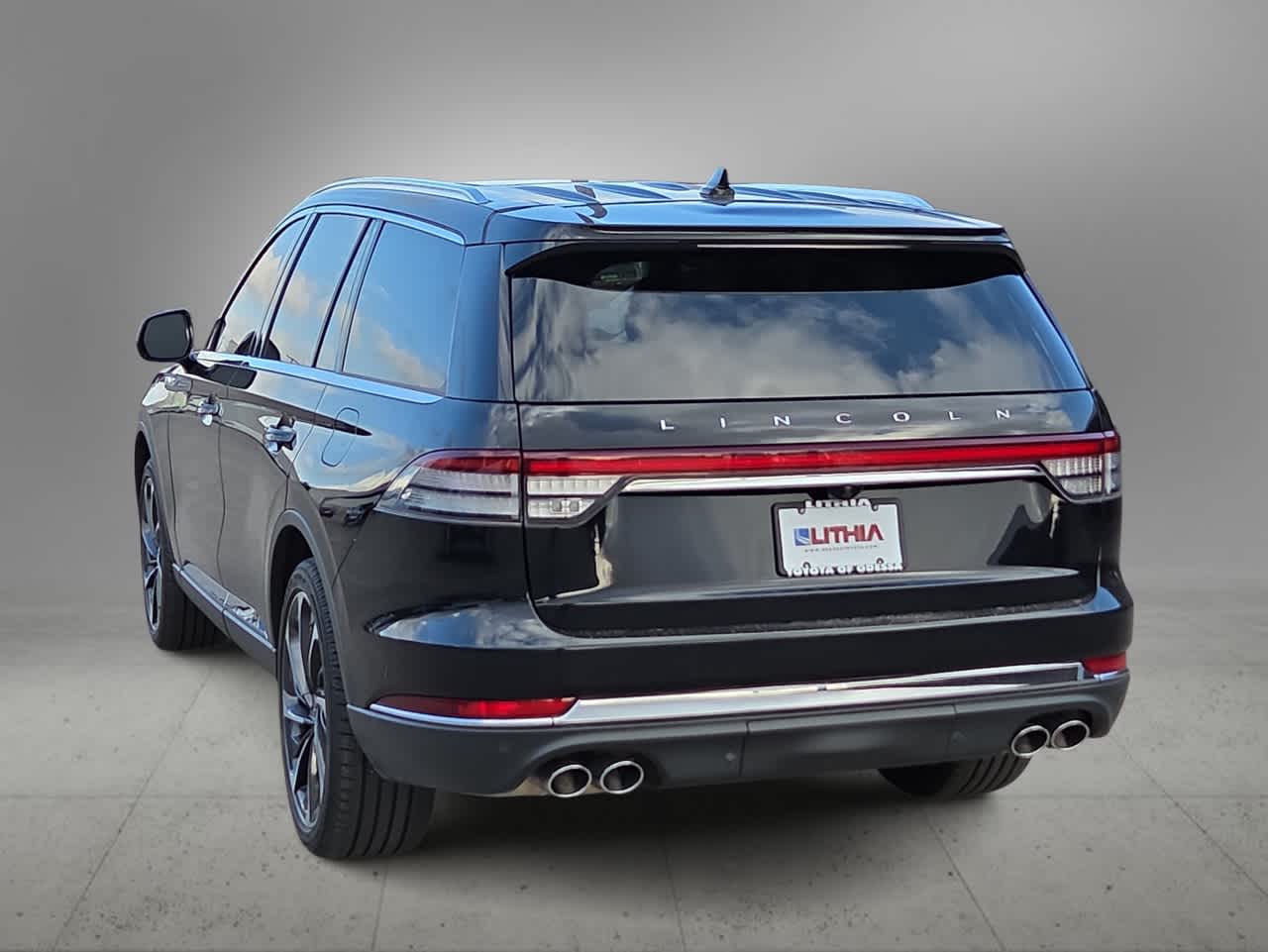 Thumbnail: 2024 Lincoln Aviator - 7