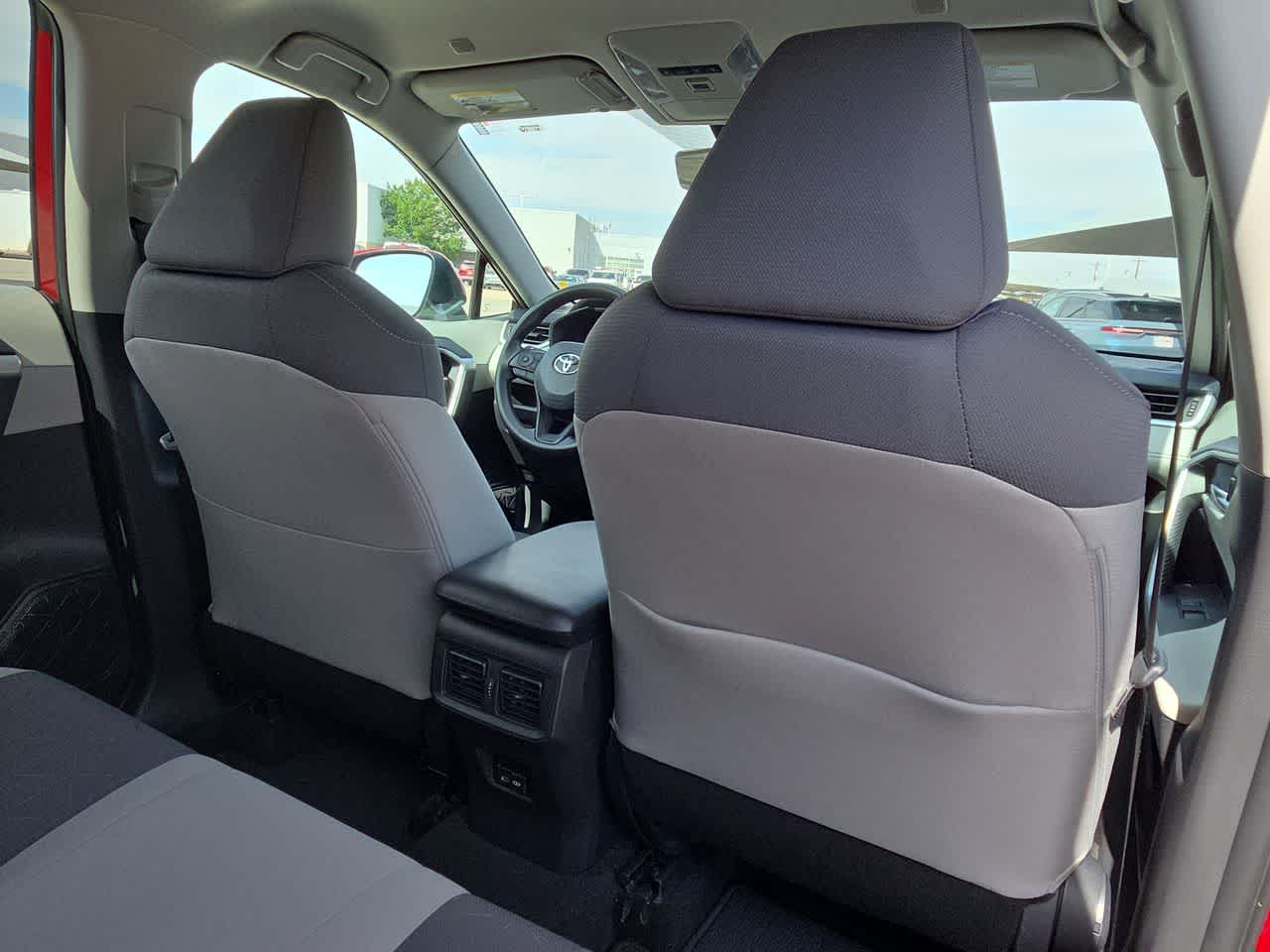 Thumbnail: 2025 Toyota RAV4 - 16