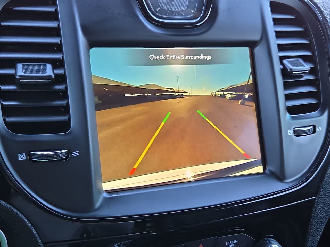 Thumbnail: 2022 Chrysler 300 - 25