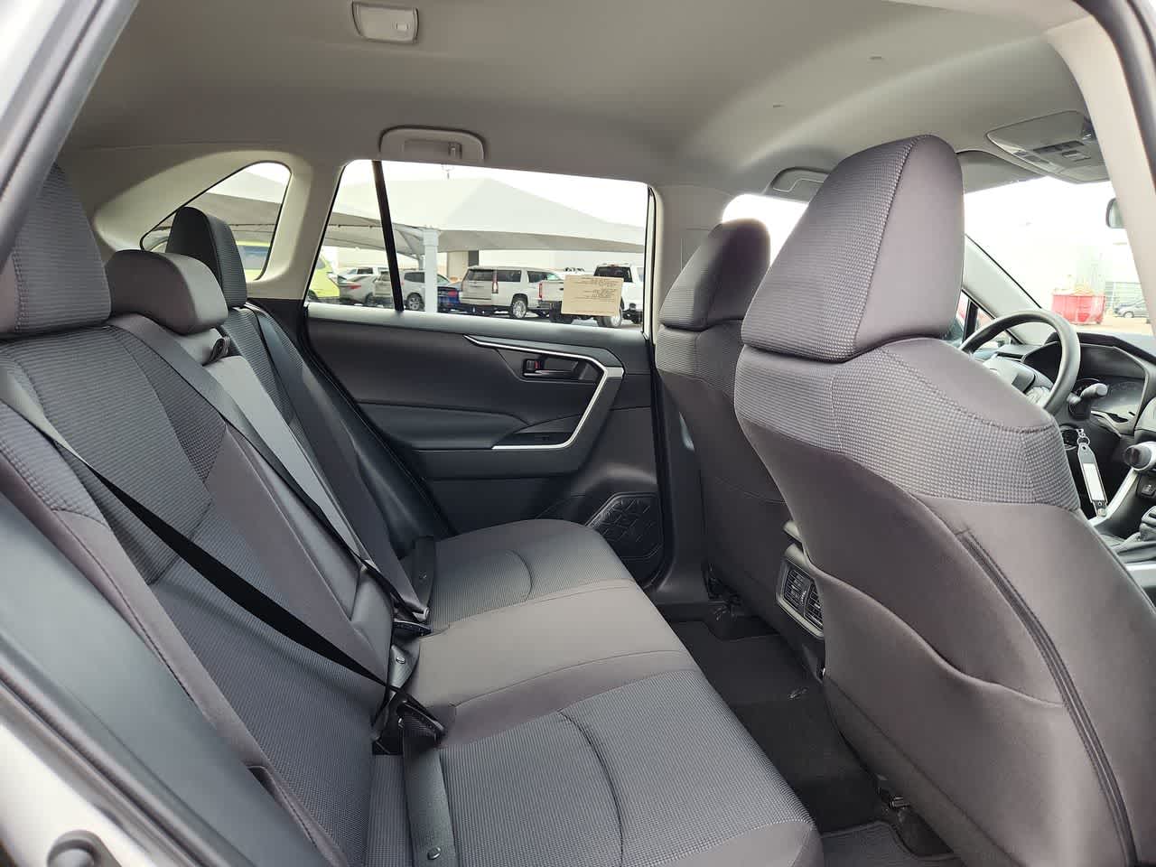 Thumbnail: 2025 Toyota RAV4 - 17