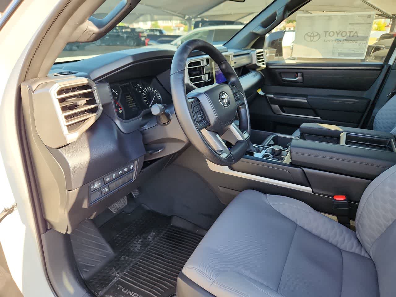 Thumbnail: 2025 Toyota Tundra - 10