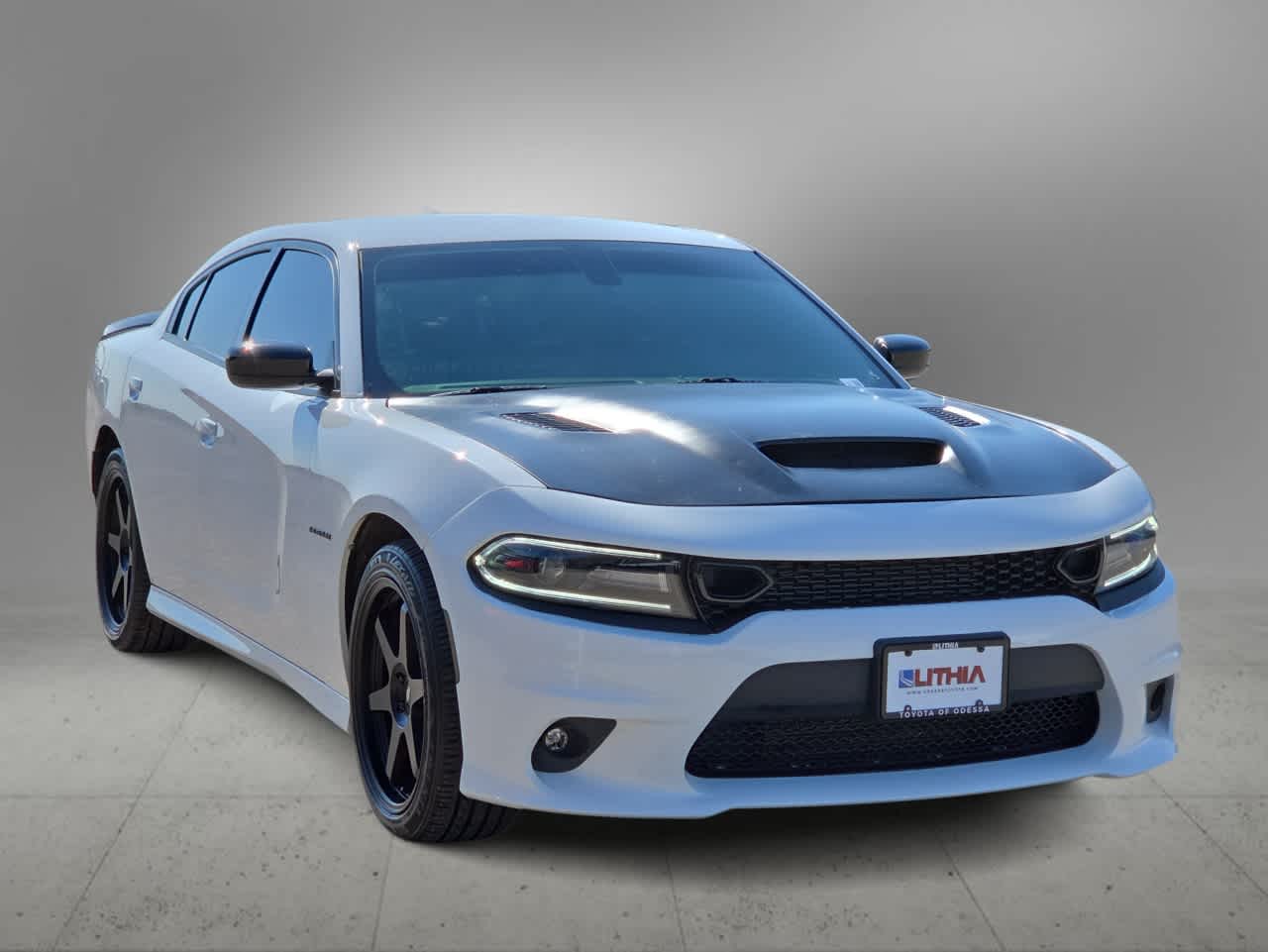 Thumbnail: 2020 Dodge Charger - 3