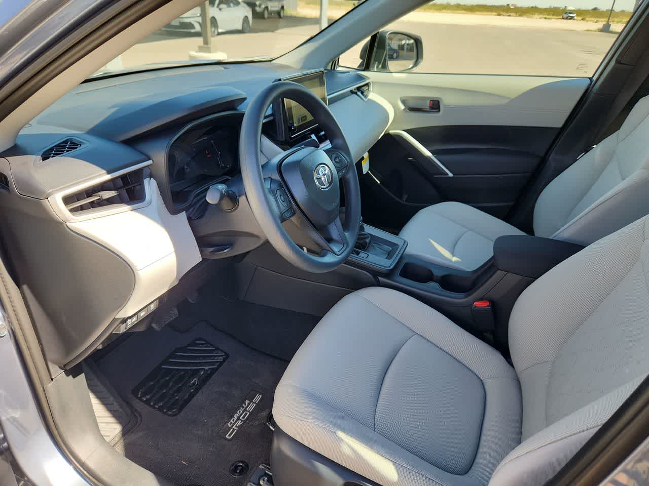 Thumbnail: 2026 Toyota Corolla Cross - 10