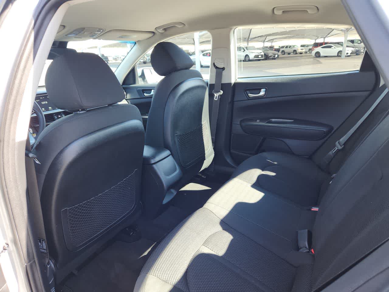 Thumbnail: 2020 Kia Optima - 20