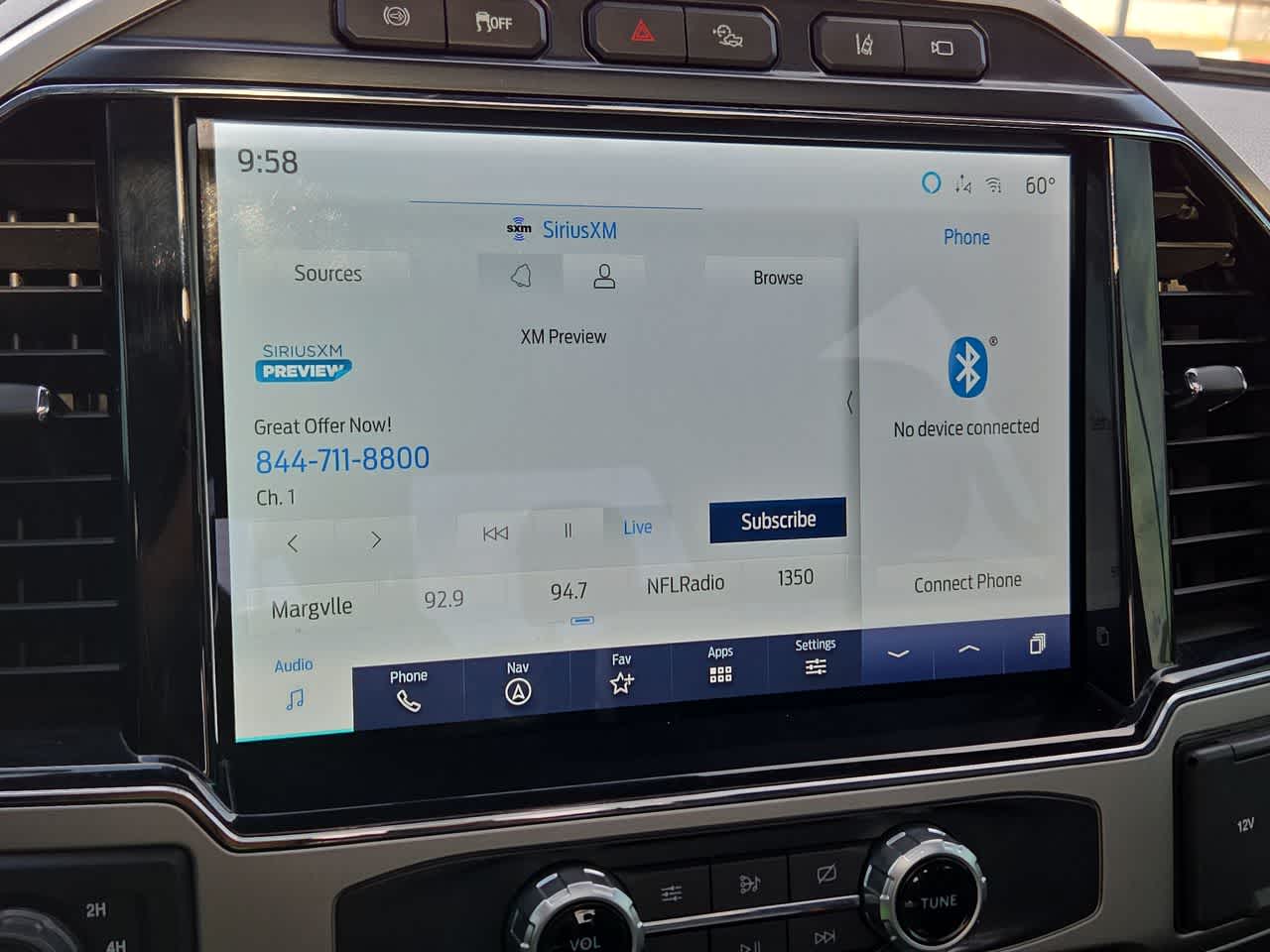 Thumbnail: 2022 Ford Econoline - 24