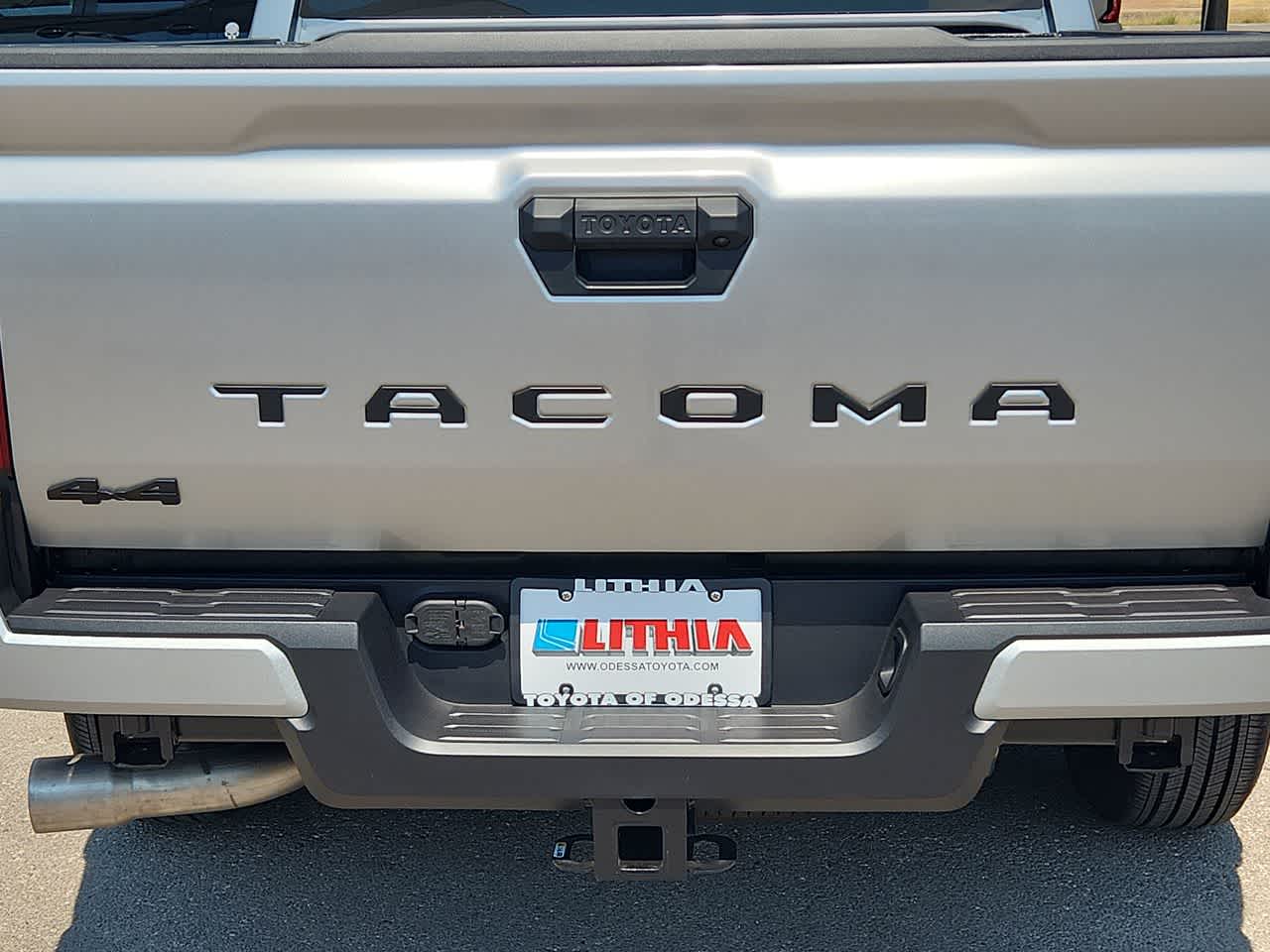 Thumbnail: 2025 Toyota Tacoma - 11