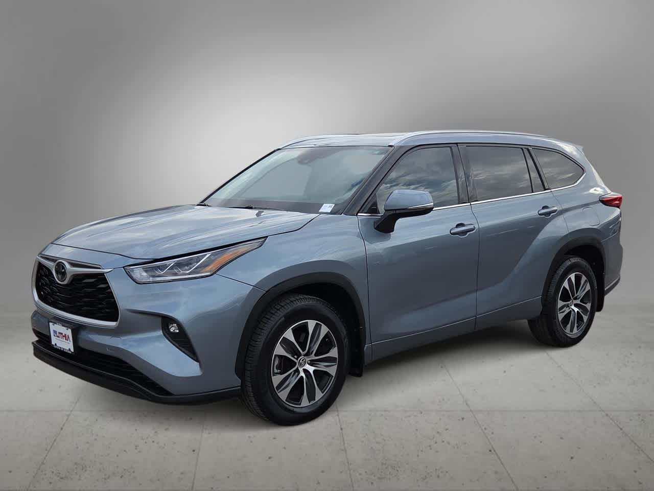 Thumbnail: 2021 Toyota Highlander - 4