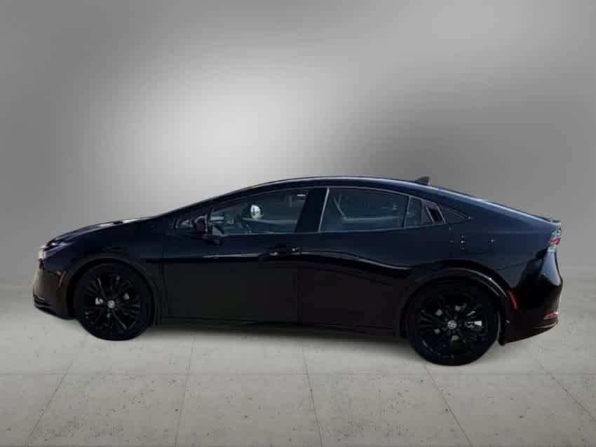 2025 Toyota Prius Nightshade Edition 5