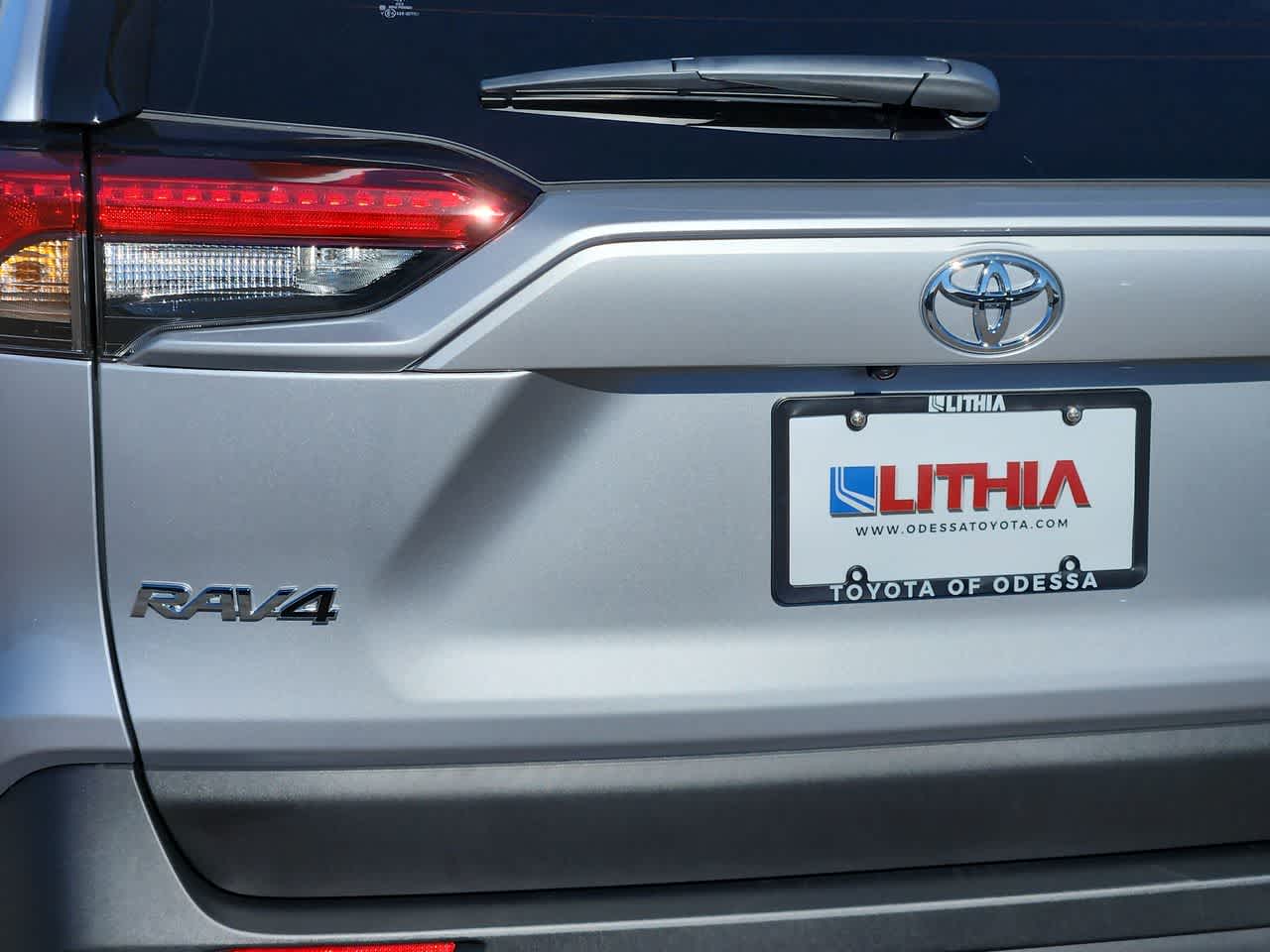 Thumbnail: 2025 Toyota RAV4 - 11