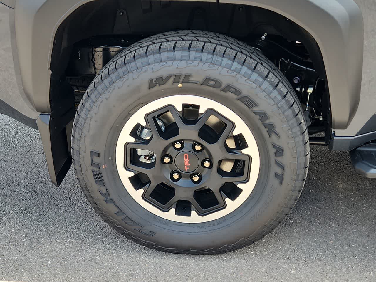 Thumbnail: 2025 Toyota 4Runner - 12