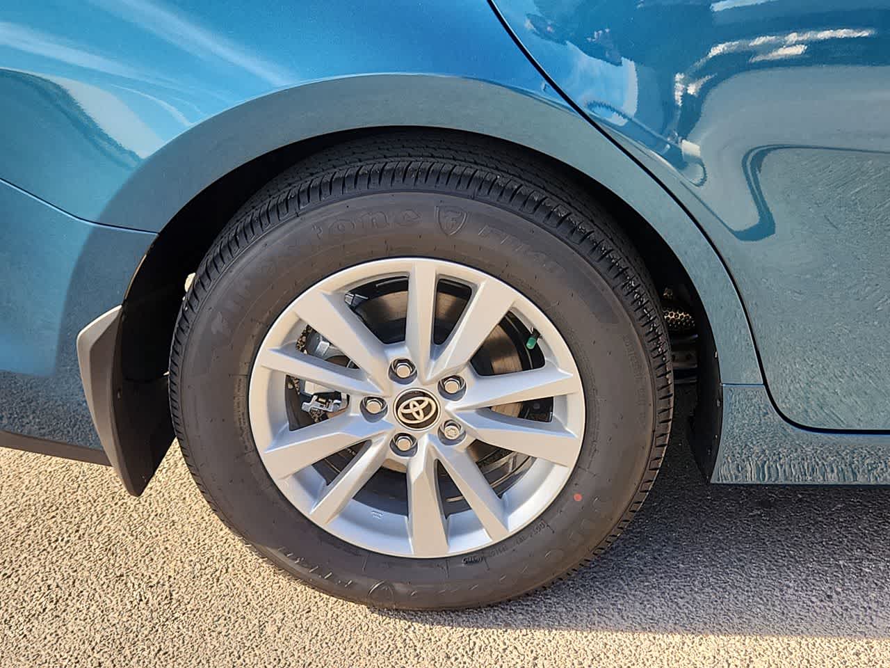 Thumbnail: 2026 Toyota Camry - 12