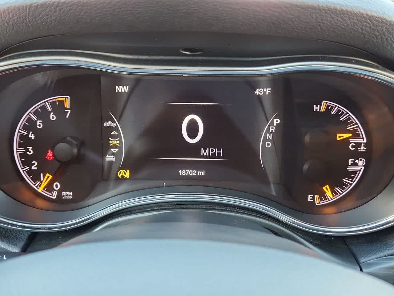 Thumbnail: 2022 Jeep Grand Cherokee - 22