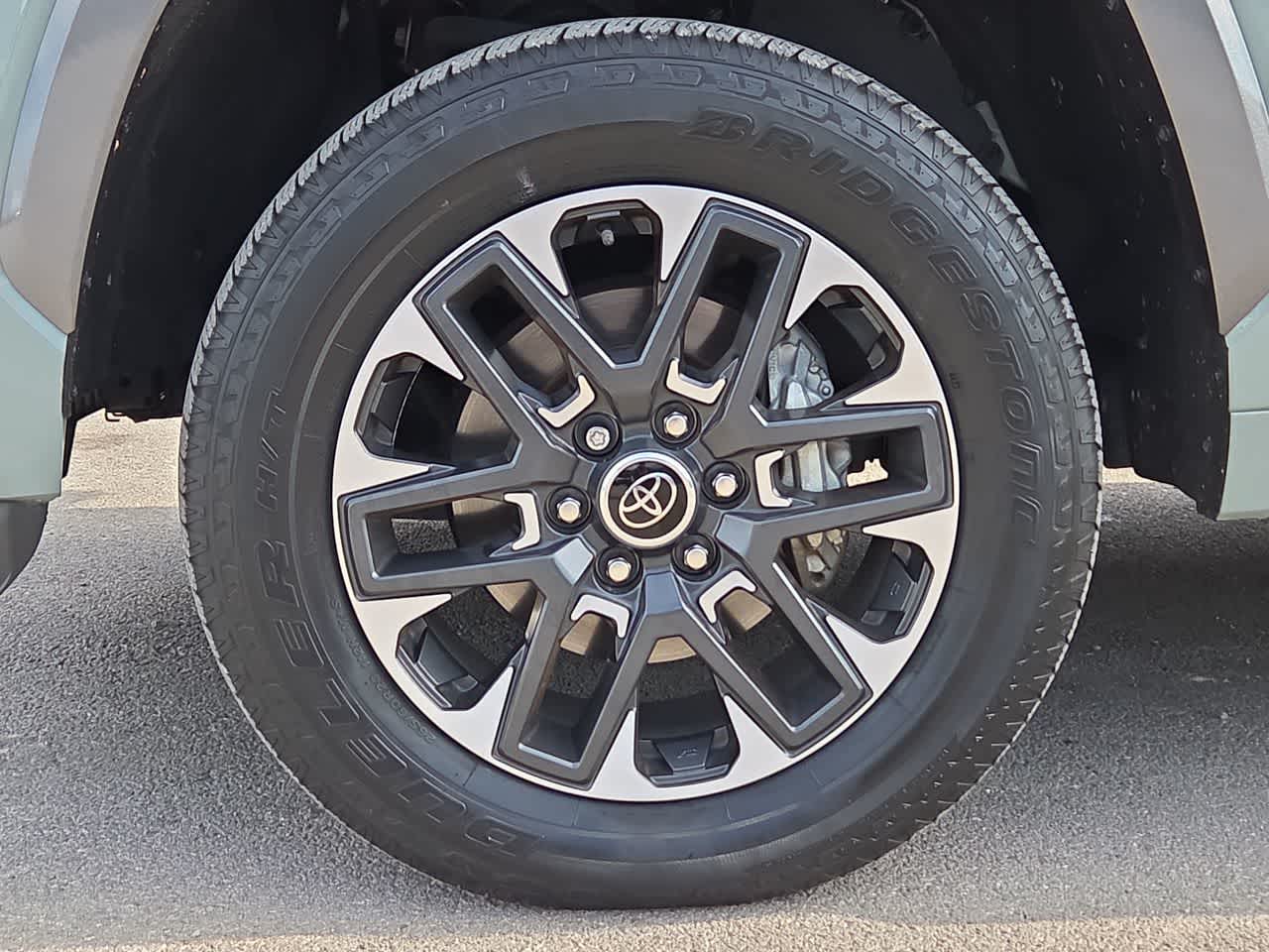 Thumbnail: 2024 Toyota Tundra - 12