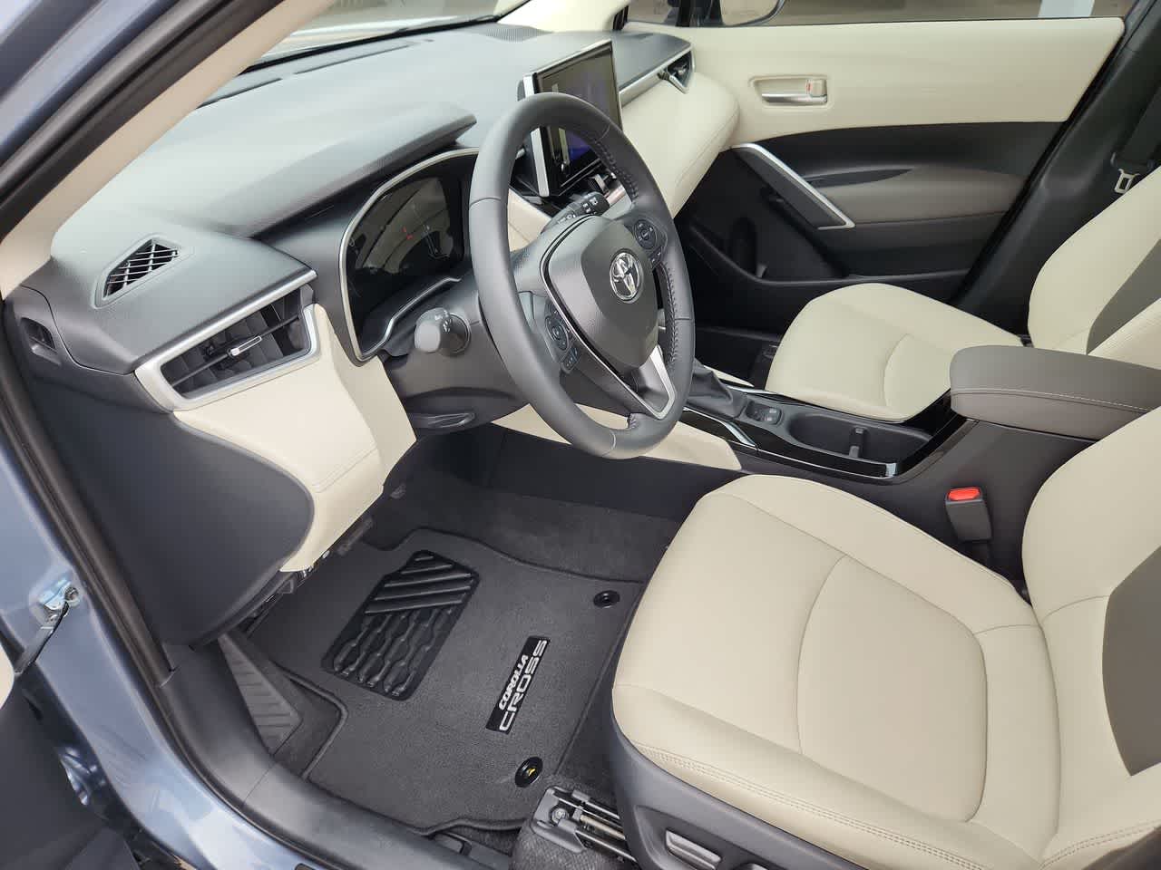 2024 Toyota Corolla Cross XLE 10