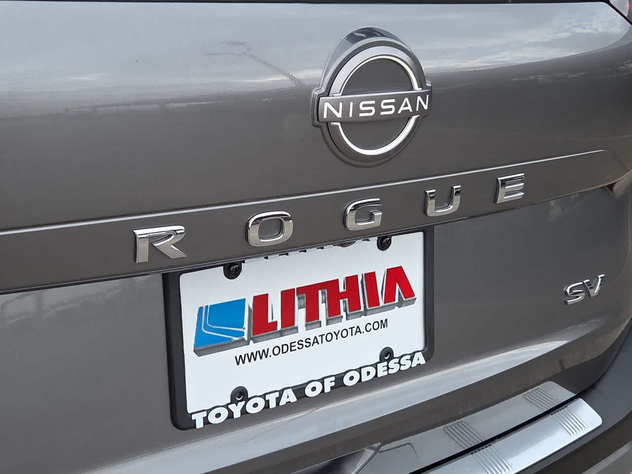 Thumbnail: 2023 Nissan Rogue - 11