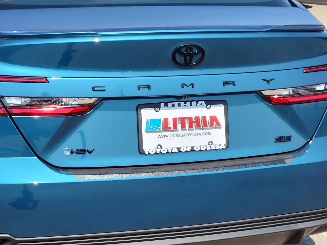 Thumbnail: 2025 Toyota Camry - 11