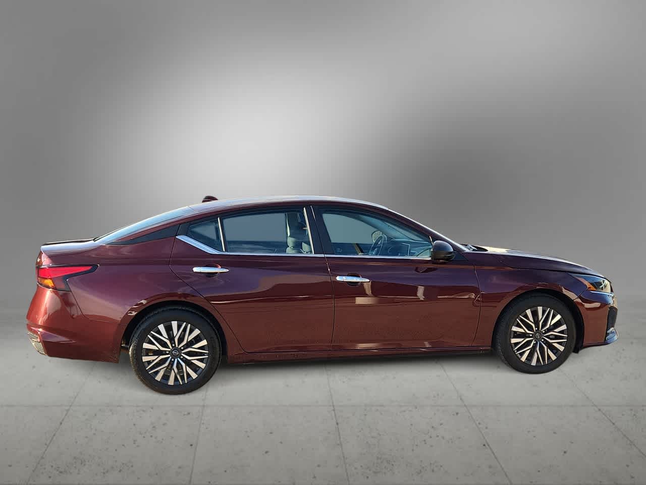 Thumbnail: 2024 Nissan Altima - 9