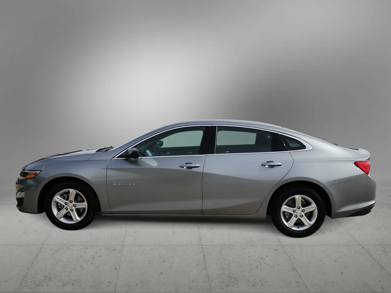 Thumbnail: 2024 Chevrolet Malibu - 5