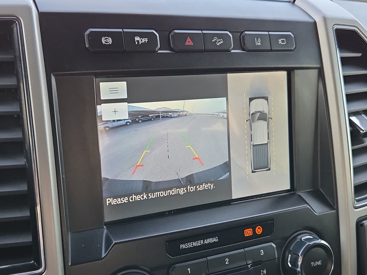 Thumbnail: 2020 Ford Econoline - 25