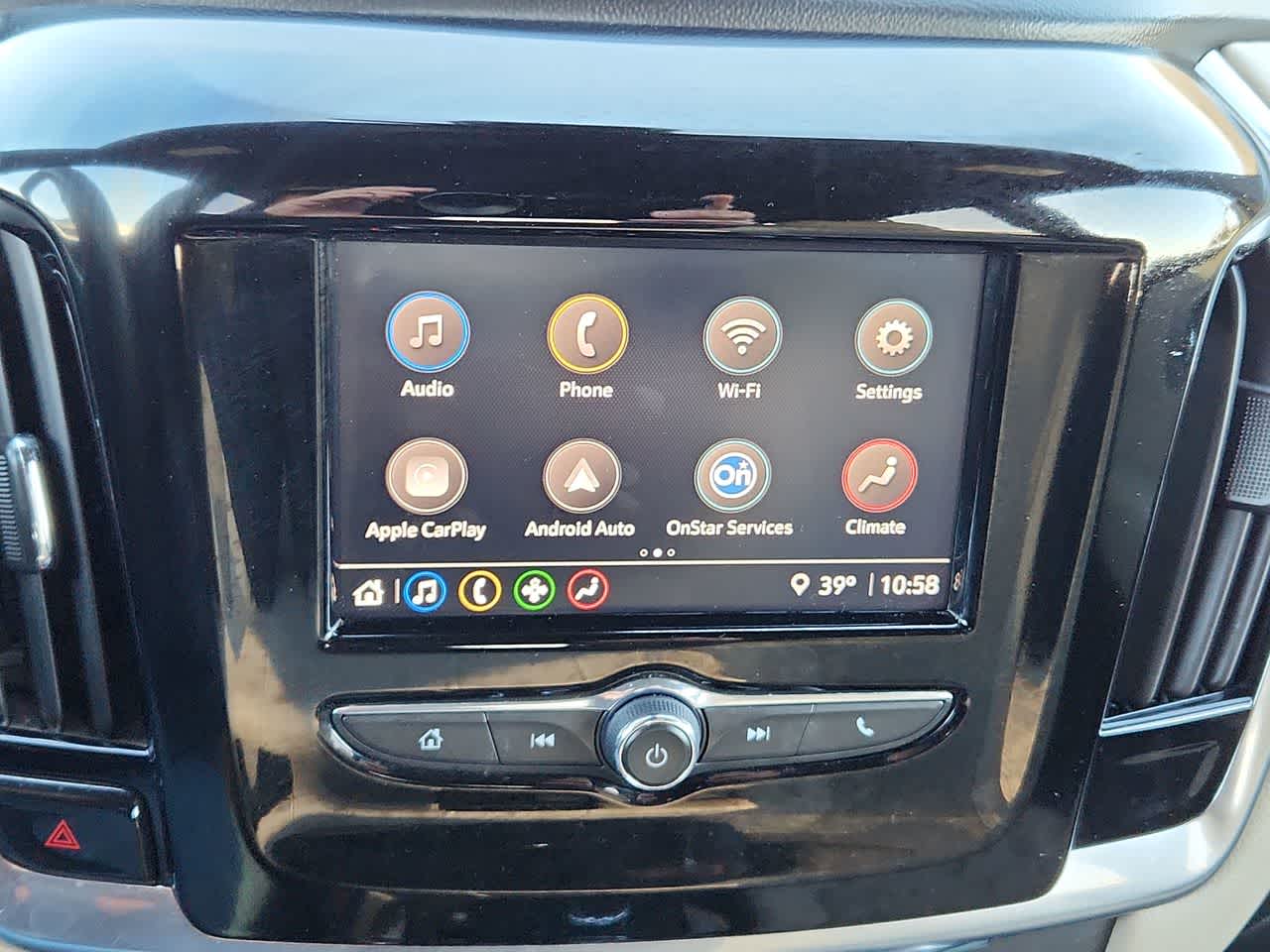 Thumbnail: 2022 Chevrolet Traverse - 24