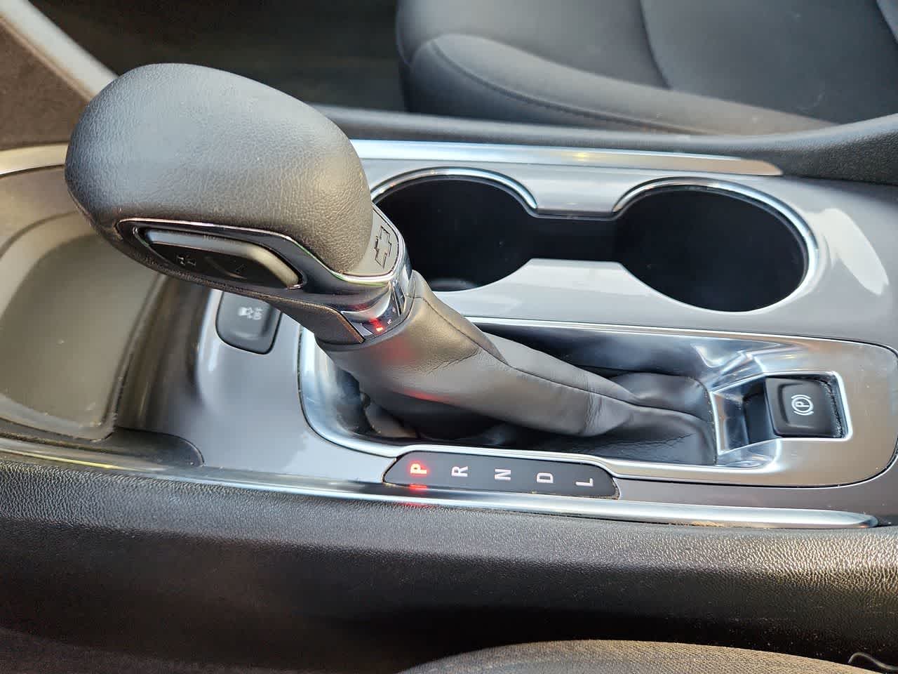 Thumbnail: 2024 Chevrolet Malibu - 21