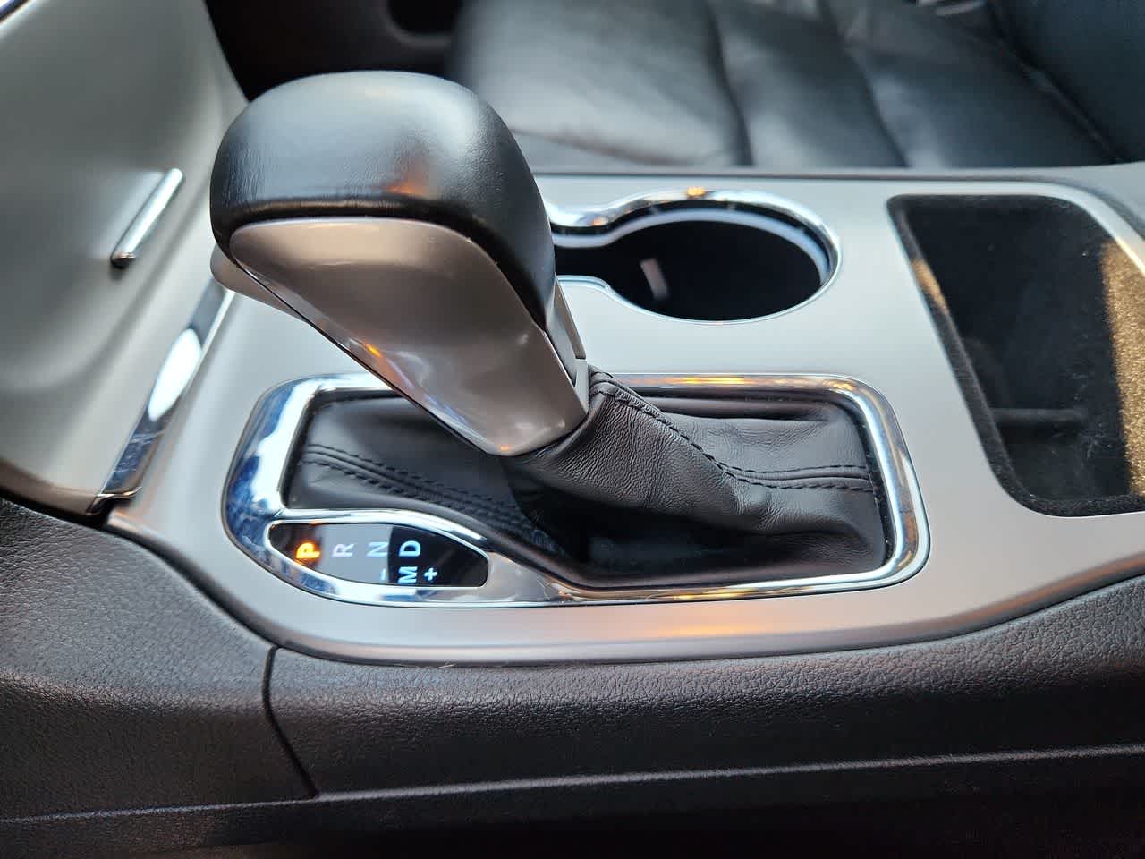 Thumbnail: 2022 Jeep Grand Cherokee - 21