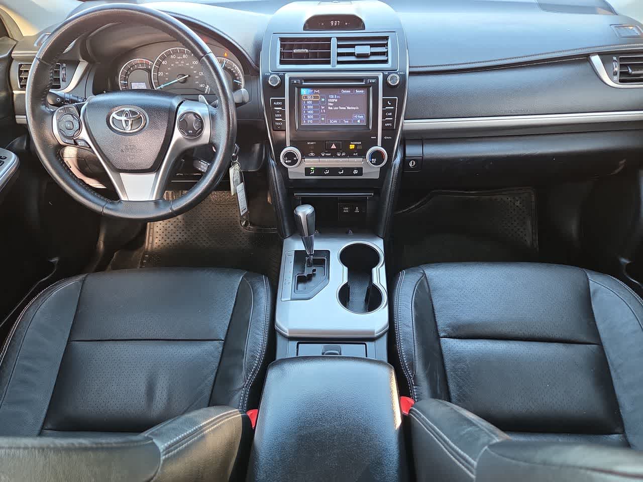 Thumbnail: 2013 Toyota Camry - 14