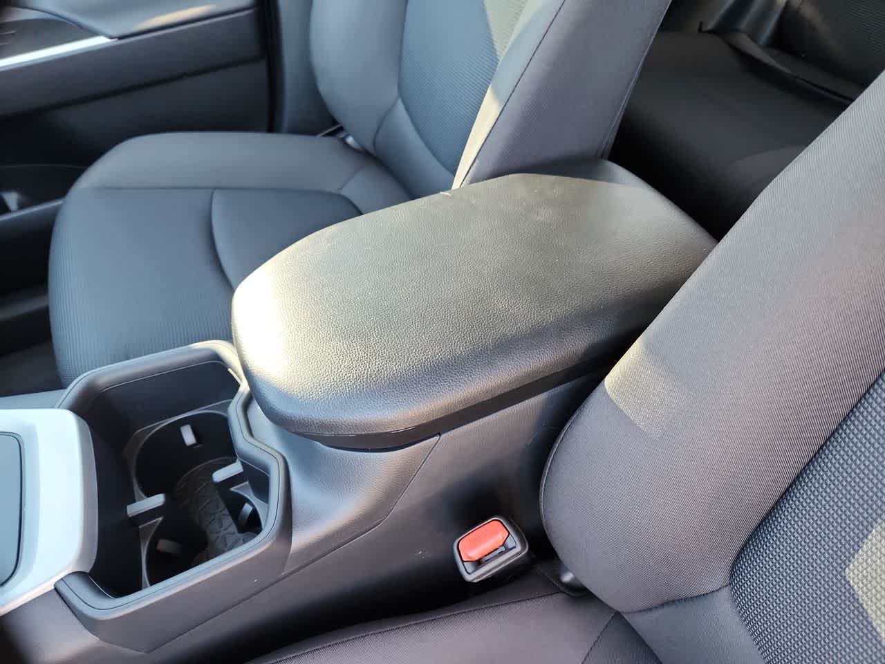 Thumbnail: 2025 Toyota RAV4 - 21