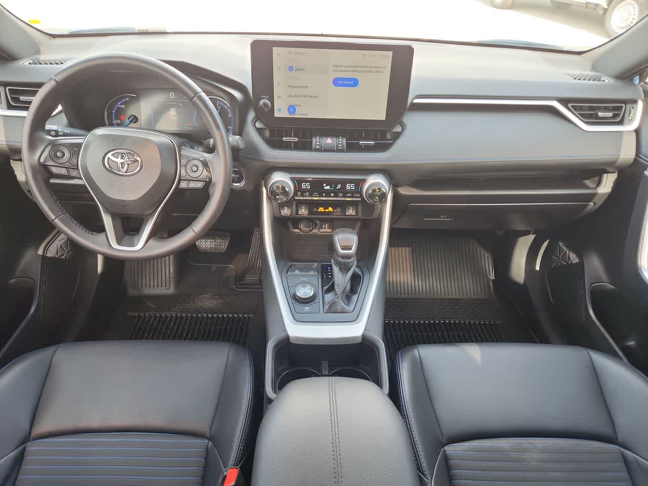 Thumbnail: 2023 Toyota RAV4 - 14