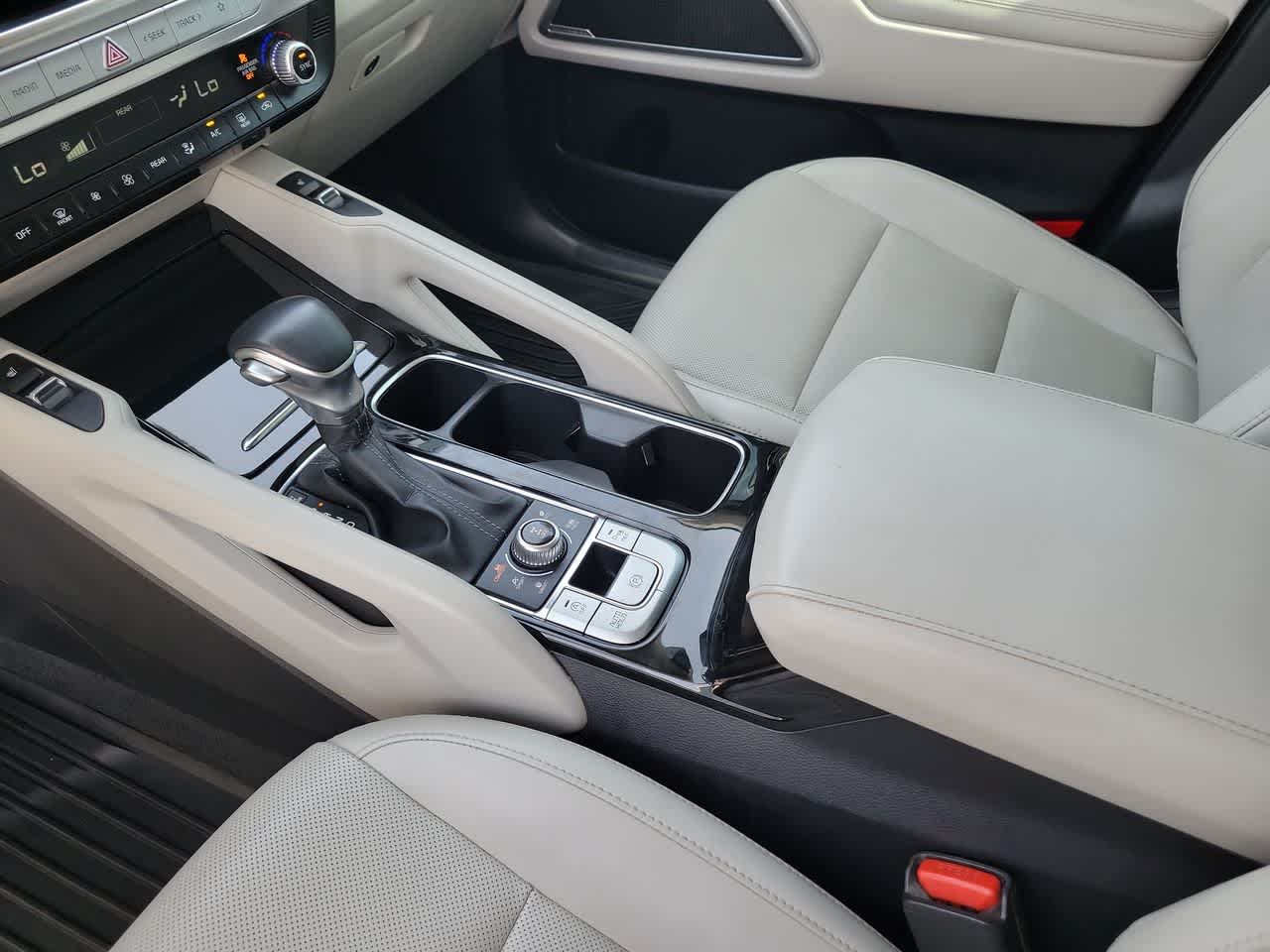 2022 Kia Telluride S 24