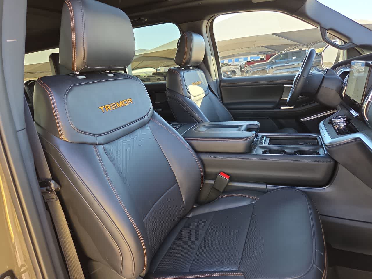 Thumbnail: 2025 Ford Expedition - 18