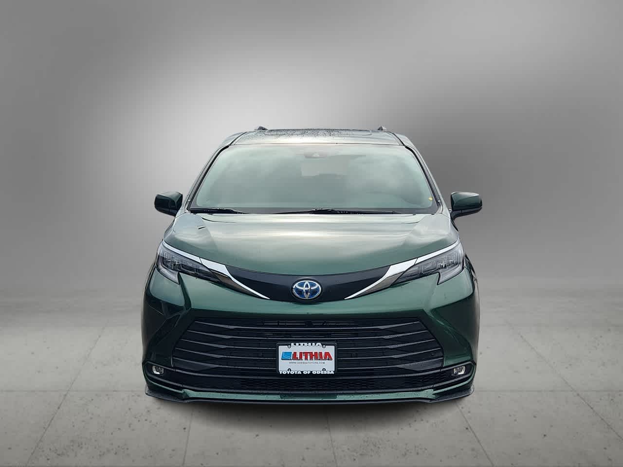 Thumbnail: 2025 Toyota Sienna - 3