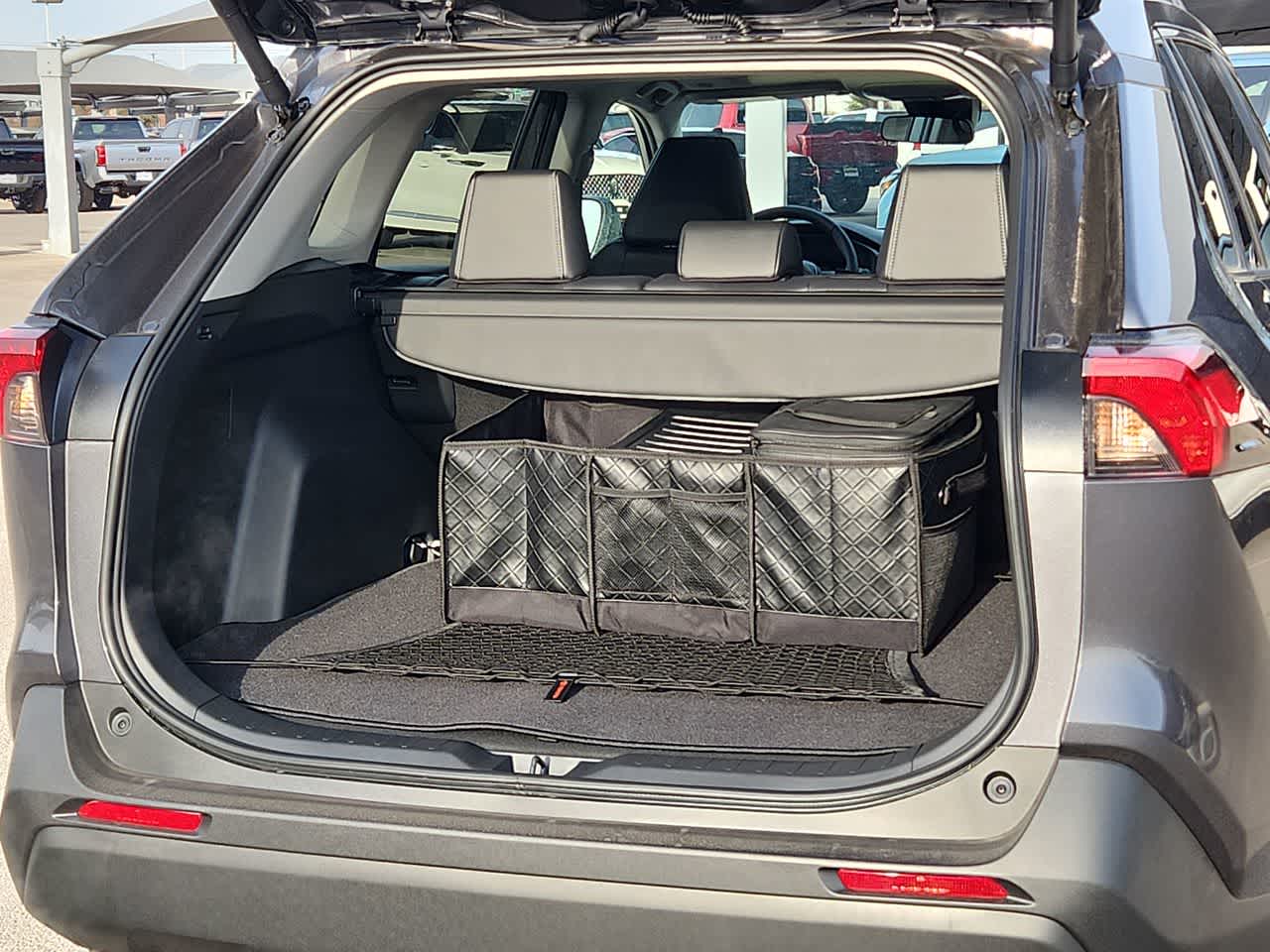 Thumbnail: 2025 Toyota RAV4 - 23