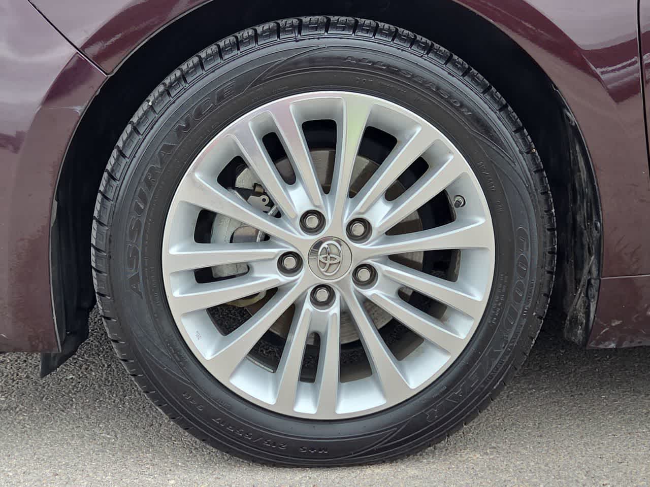 Thumbnail: 2013 Toyota Avalon - 12