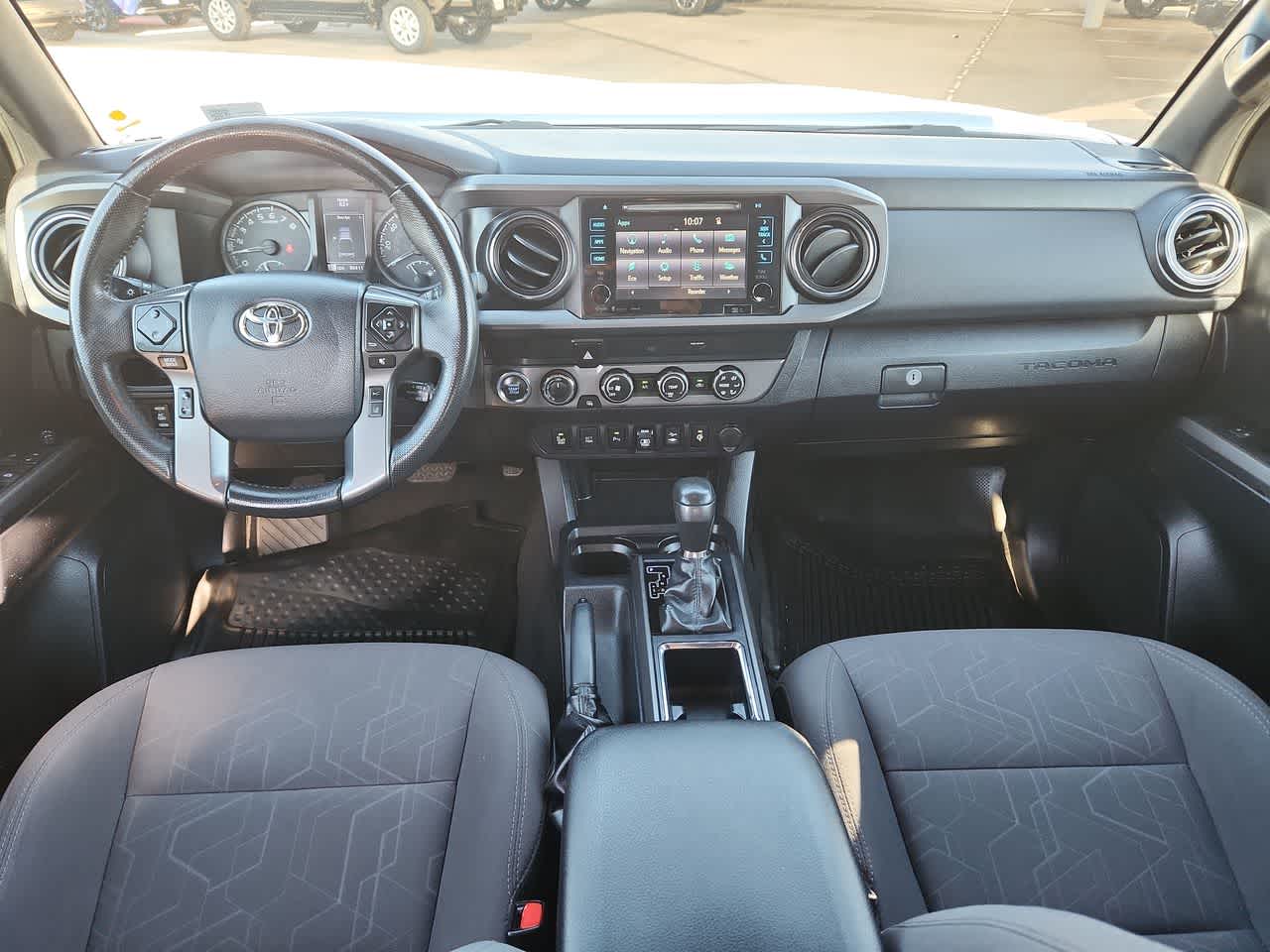 Thumbnail: 2019 Toyota Tacoma - 14