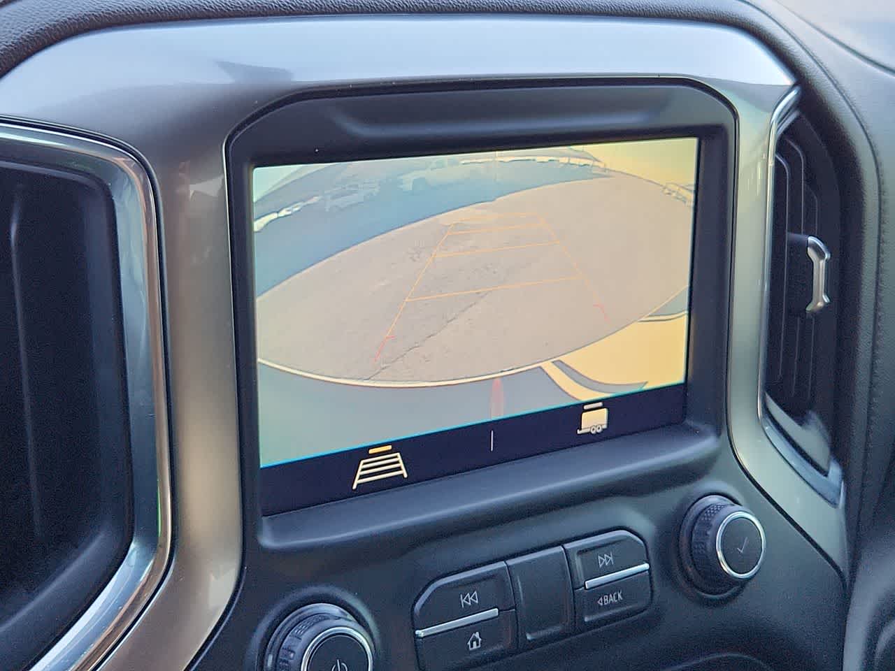 Thumbnail: 2020 Chevrolet Silverado 1500 - 25