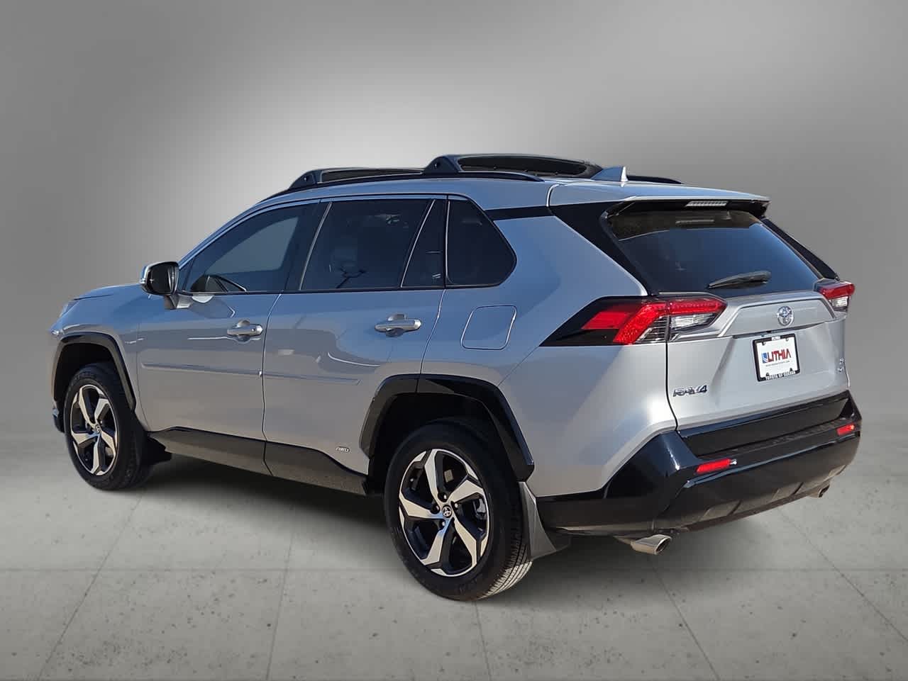 Thumbnail: 2025 Toyota RAV4 - 6