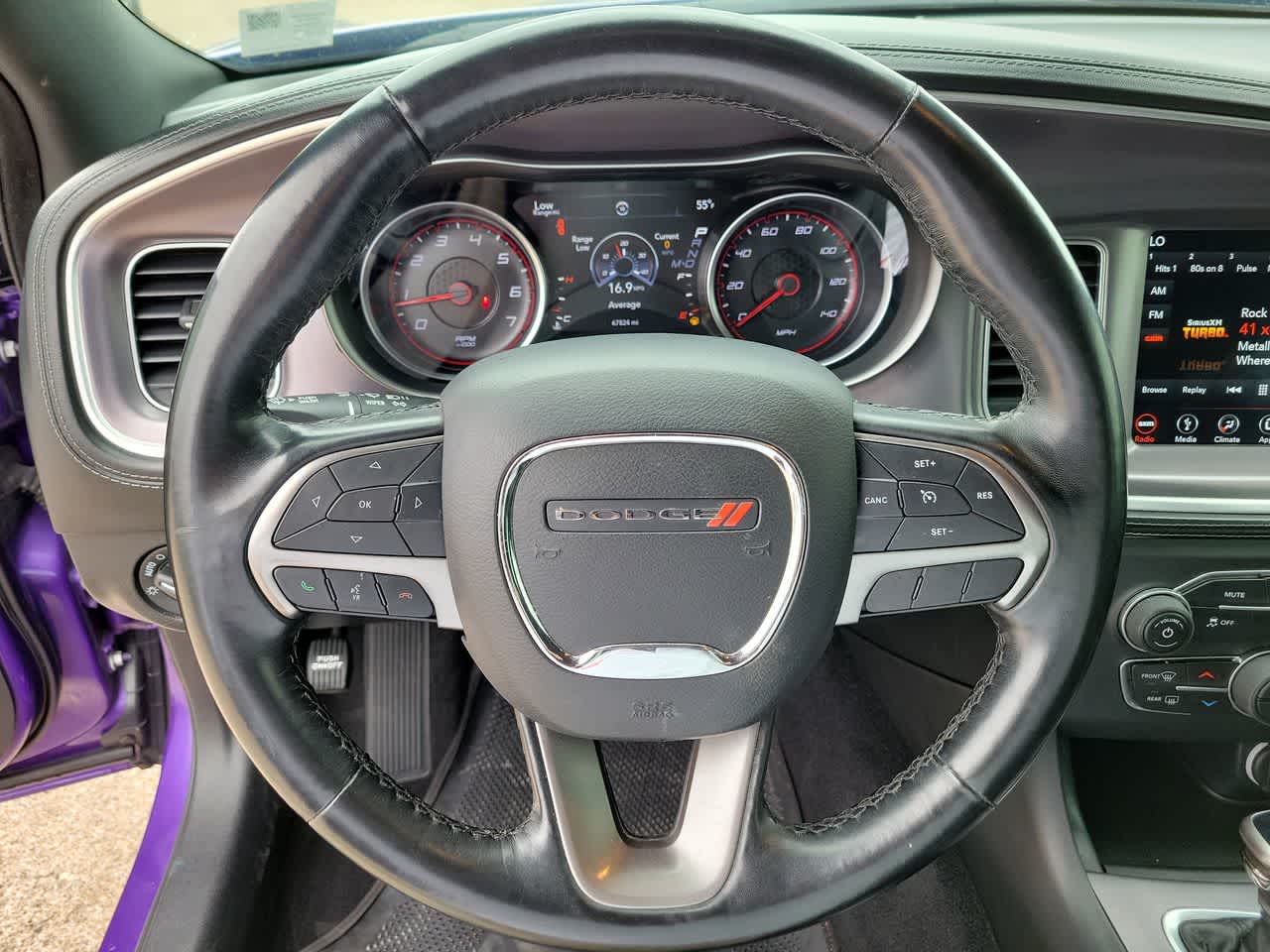2019 Dodge Charger SXT 23