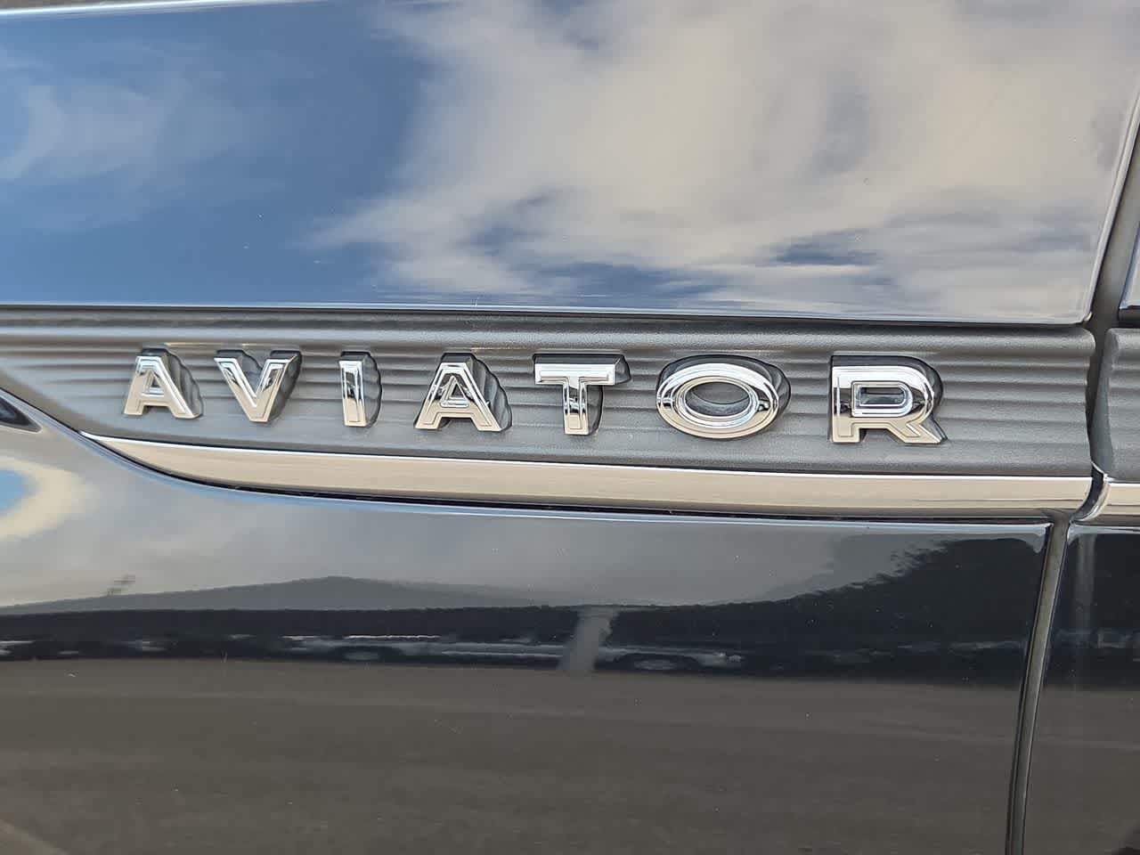 Thumbnail: 2024 Lincoln Aviator - 11