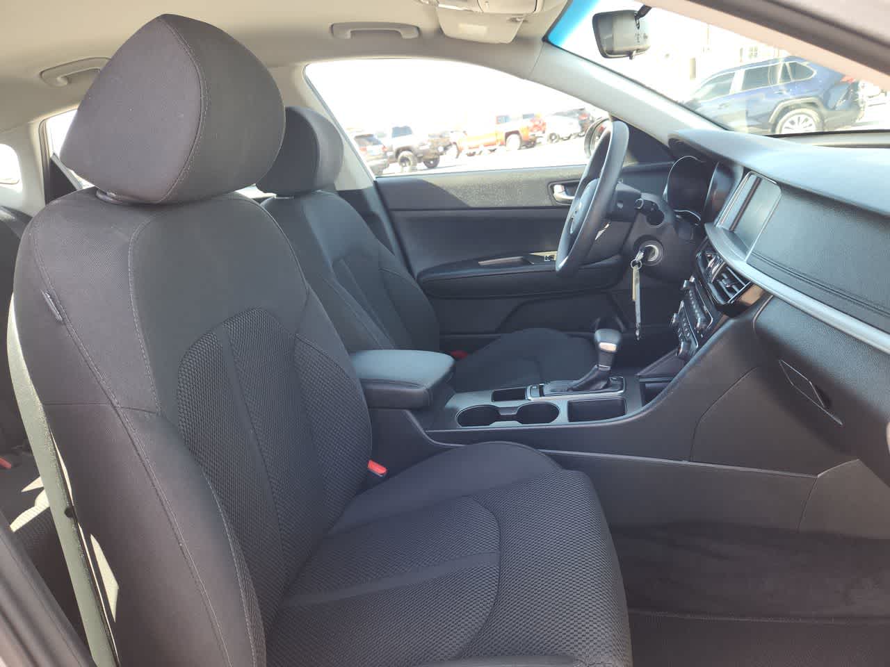 Thumbnail: 2020 Kia Optima - 22